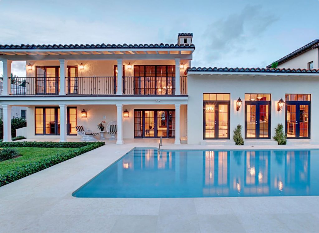 Villa on Hollywood Boulevard